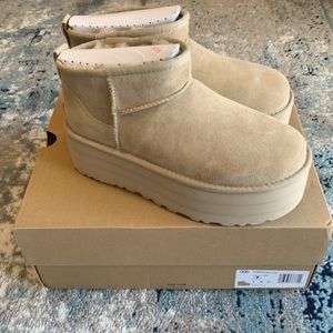Ugg Classic Ultra Mini Platform